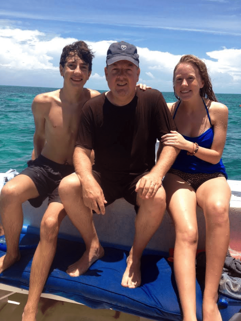 Expedia_JonHarvill&Fam