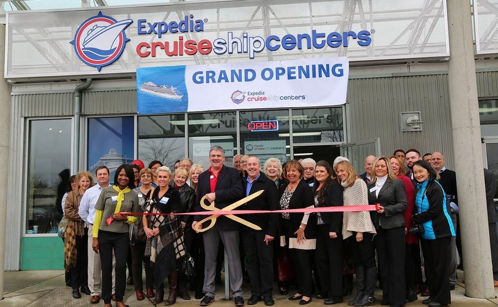 Expedia CruiseShipCenters in Edmonds, WA Grand Opening